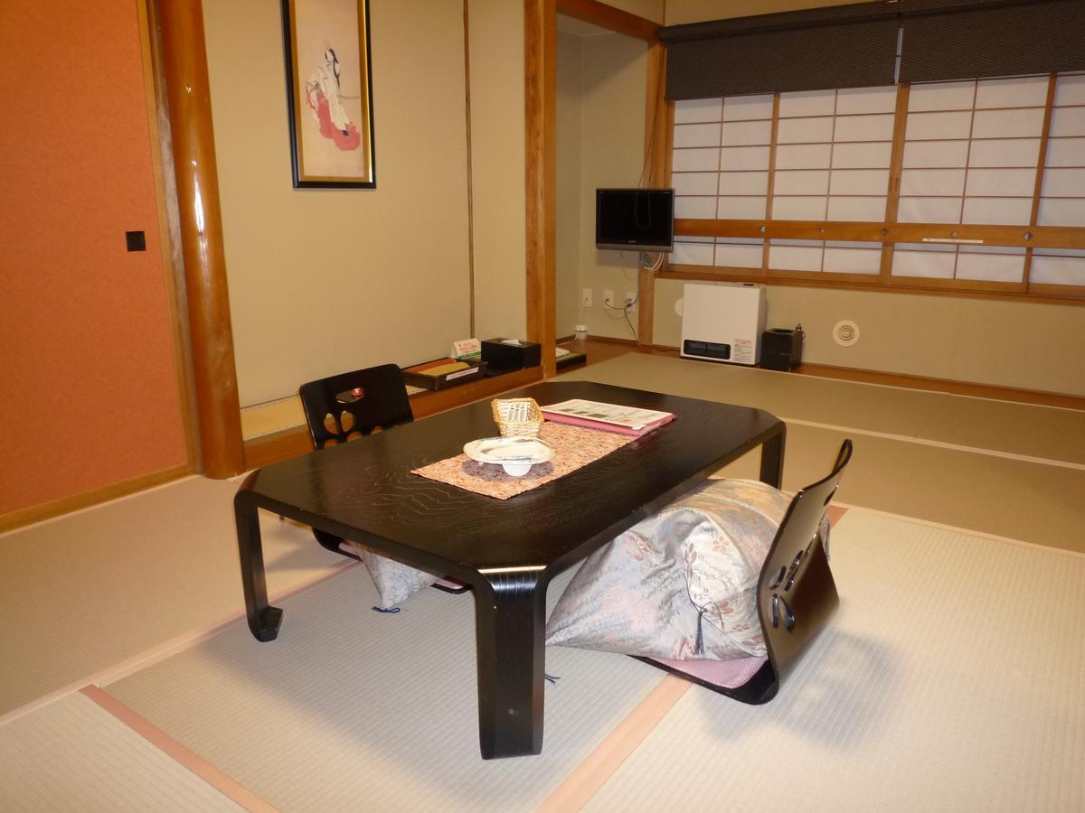 Yudanaka Tawaraya Ryokan Yamanouchi  Bagian luar foto